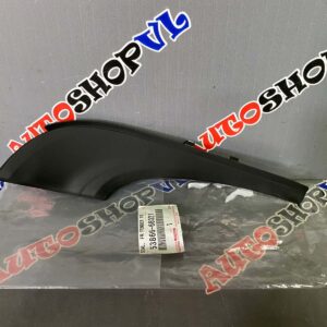Уголок решетки, жабо под дворники правый TOYOTA 53866-68021 / 5386668021