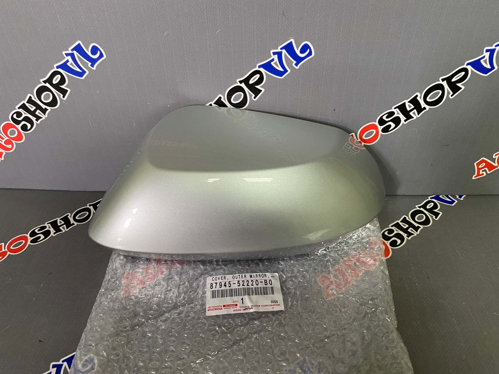 Крышка на зеркало левая TOYOTA 87945-52220-B0 / 8794552220B0