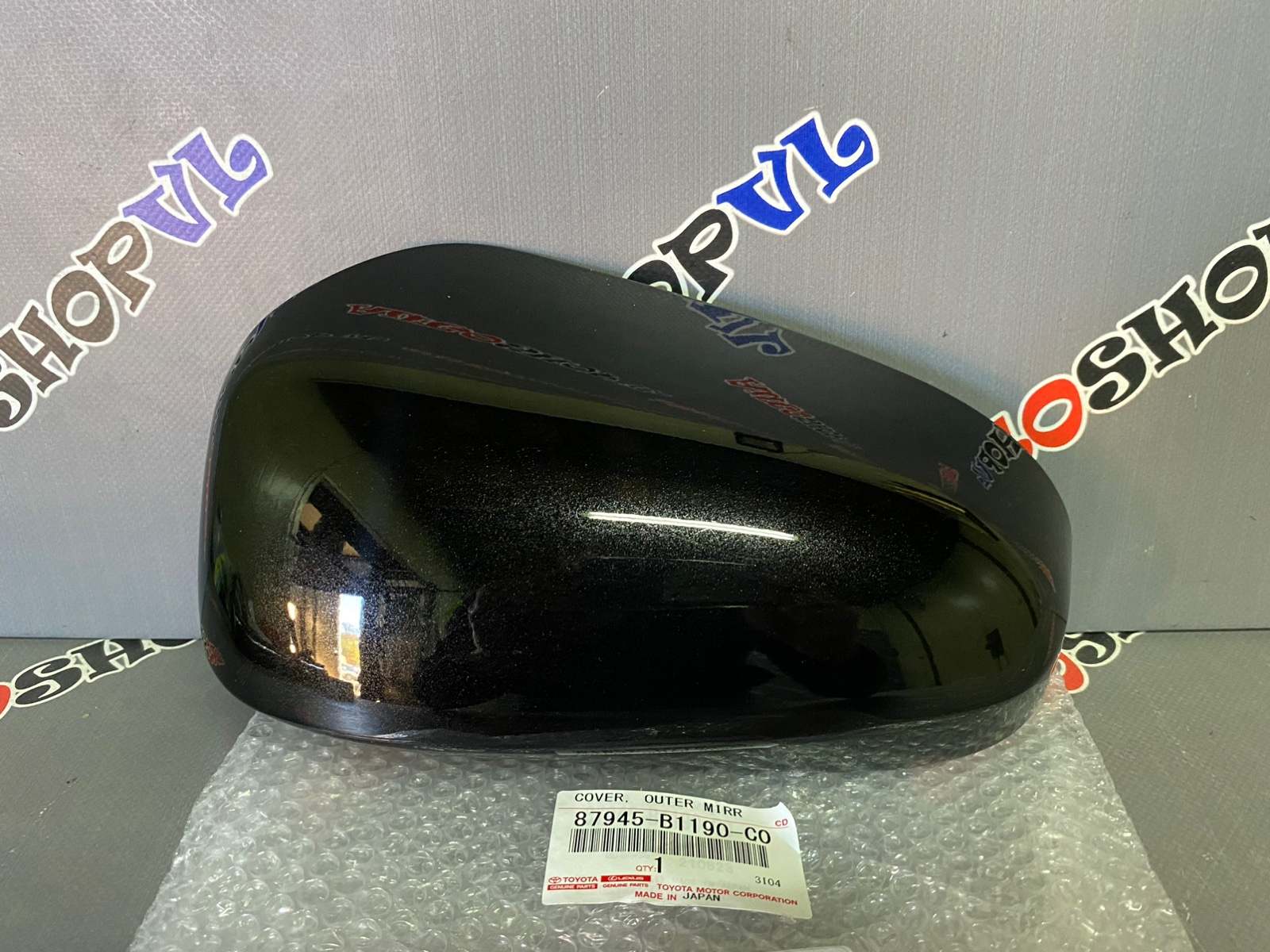 Крышка на зеркало левая TOYOTA 87945-B1190-C0 / 87945B1190C0