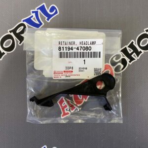 Крепление левой фары TOYOTA 81194-47080 / 8119447080
