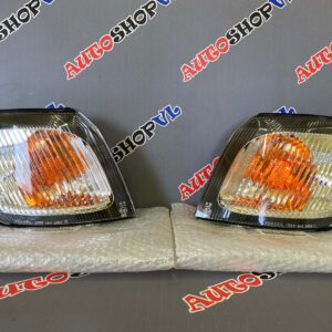 Габарит передний TOYOTA 81511-44010 / 8151144010
