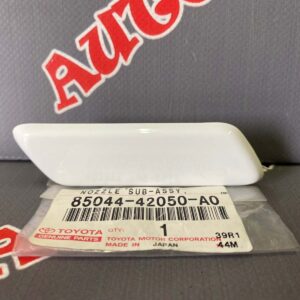 Крышка форсунки омывателя фар правая TOYOTA 85044-42050-A0 / 8504442050A0