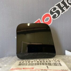 Заглушка заднего бампера правая TOYOTA 52163-58040-C0 / 5216358040C0