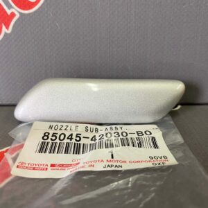 Крышка форсунки омывателя фар левая TOYOTA 85045-42030-B0 / 8504542030B0