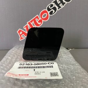 Заглушка заднего бампера правая TOYOTA 52163-58050-C0 / 5216358050C0