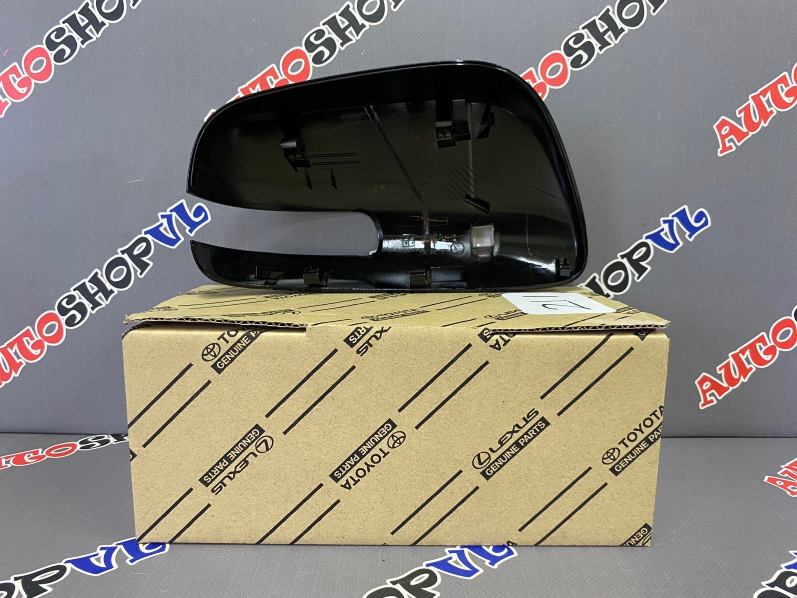 Крышка на зеркало левая TOYOTA 87945-12070-C0 / 8794512070C0 — изображение 2