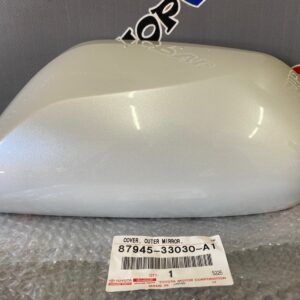 Крышка на зеркало левая TOYOTA 87945-33030-A1 / 8794533030A1