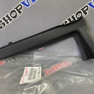 Уголок решетки, жабо под дворники левый TOYOTA 53869-52060 / 5386952060
