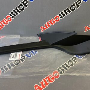 Уголок решетки, жабо под дворники левый TOYOTA 53824-16010 / 5382416010
