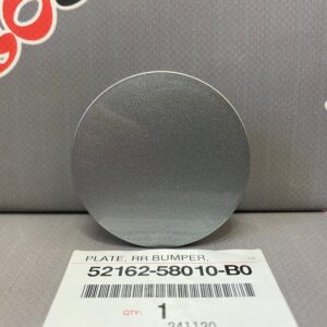 Заглушка заднего бампера TOYOTA 52162-58010-B0 / 5216258010B0