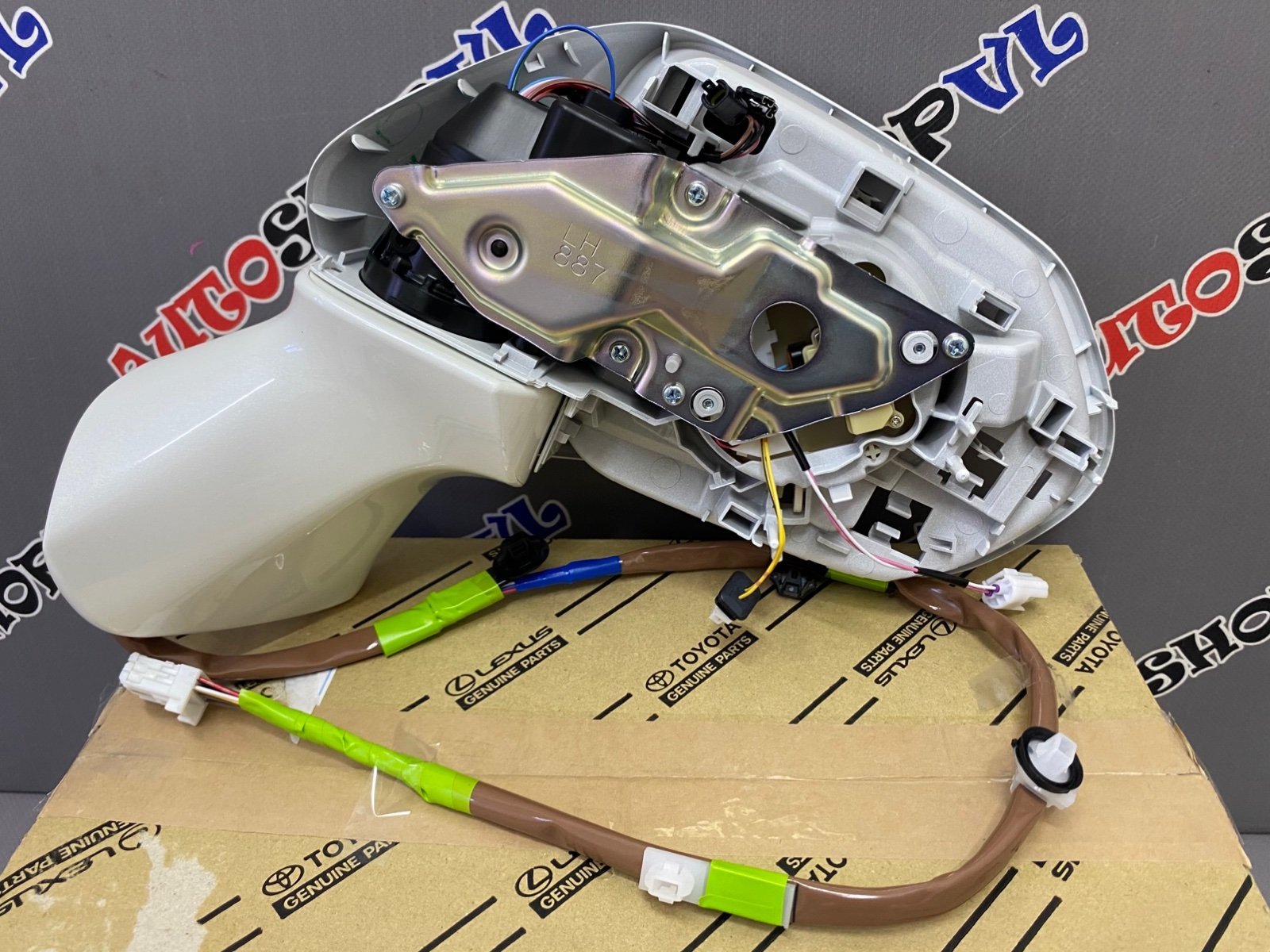 Зеркало левый TOYOTA 87909-30G70-A0 / 8790930G70A0