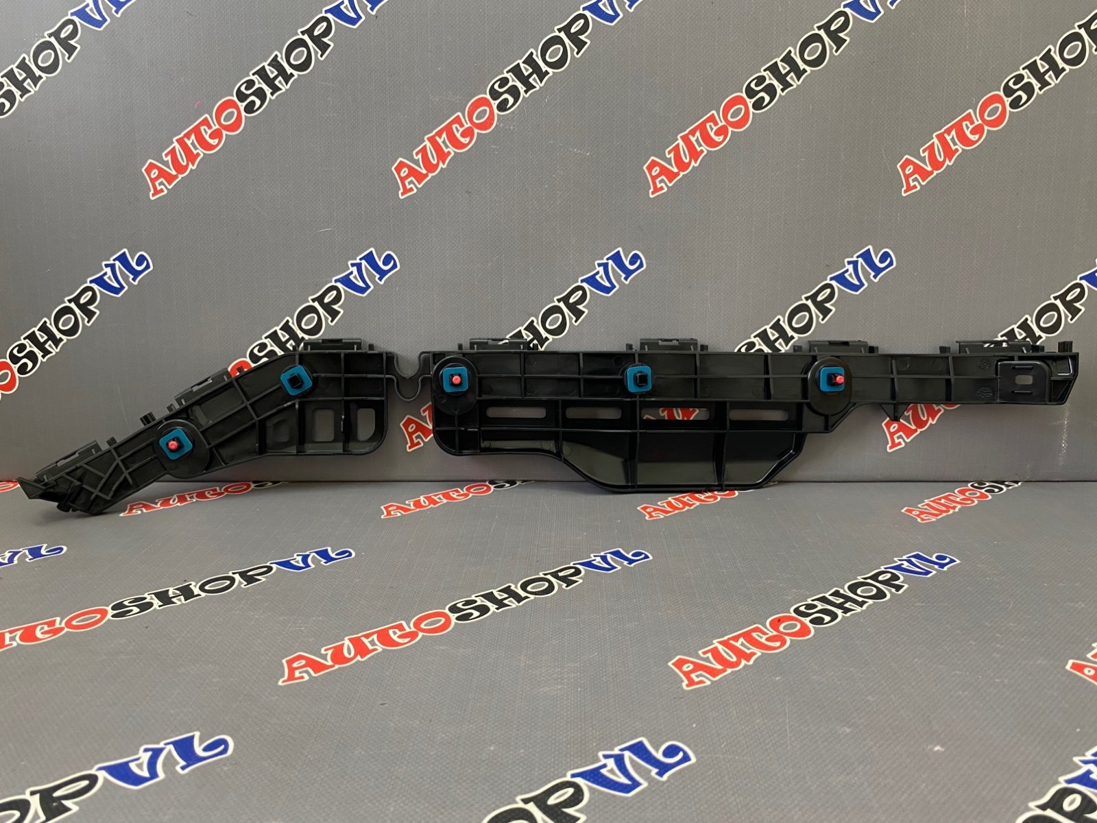 Крепление заднего бампера правое TOYOTA 52155-0E070 / 521550E070 — изображение 2