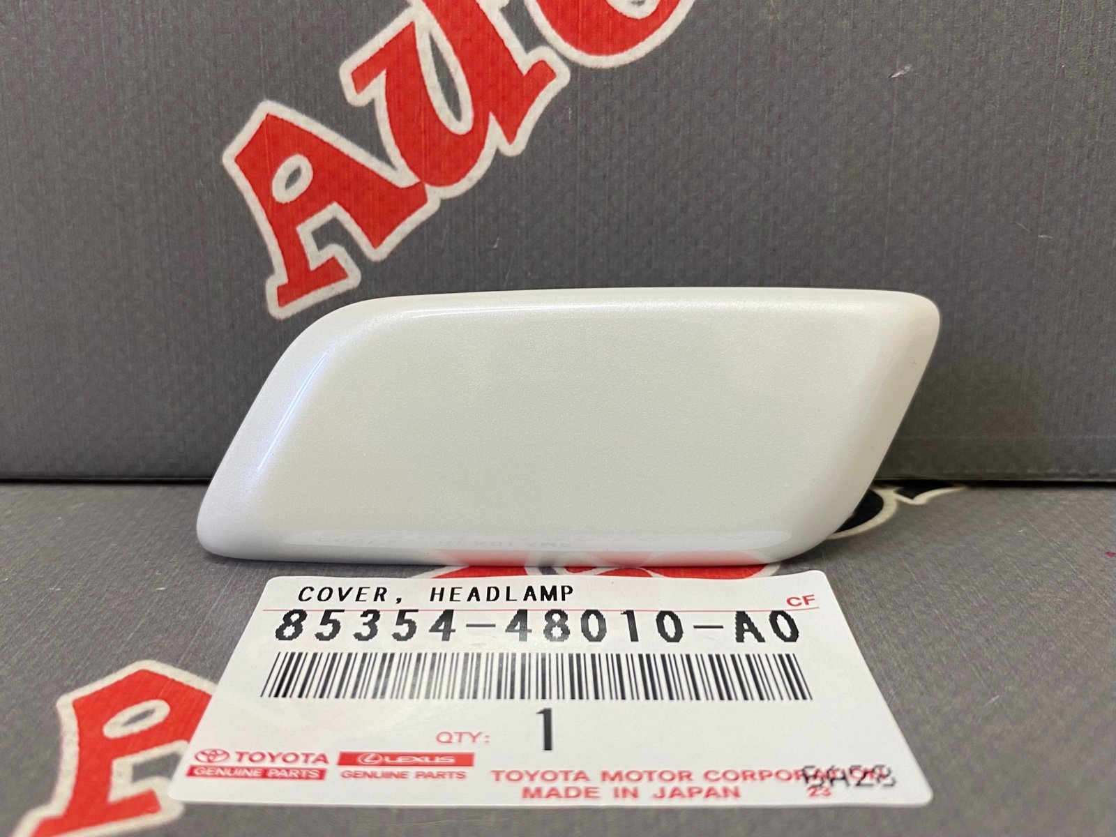 Крышка форсунки омывателя фар левая TOYOTA 85354-48010-A0 / 8535448010A0