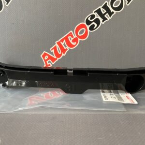 Крепление переднего бампера левое TOYOTA 52116-44070 / 5211644070